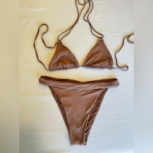 Monday Swimwear Ribbed Triangle Bikini Set - size L top and bottom